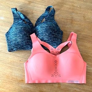 Bundle of 2 Victoria’s Secret 32D sports bras.